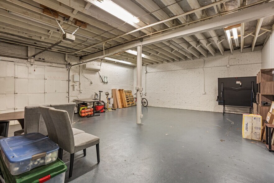 More Photos Of 1201 E 3rd St, Tulsa Freestanding For Lease