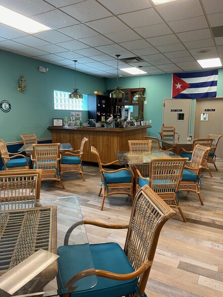 More Photos Of 1044 Saxonburg Blvd, Glenshaw Restaurant For Sale