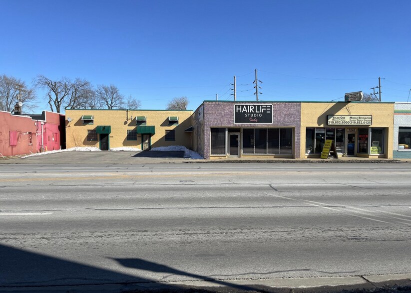Primary Photo Of 7235-7241 Calumet Ave, Hammond Freestanding For Sale