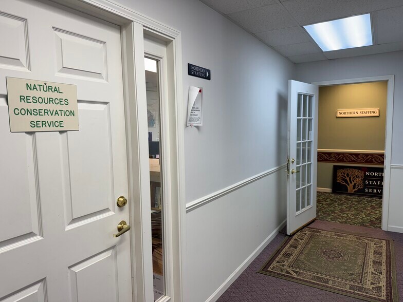 More Photos Of 2235 E Mitchell Rd, Petoskey Office For Sale
