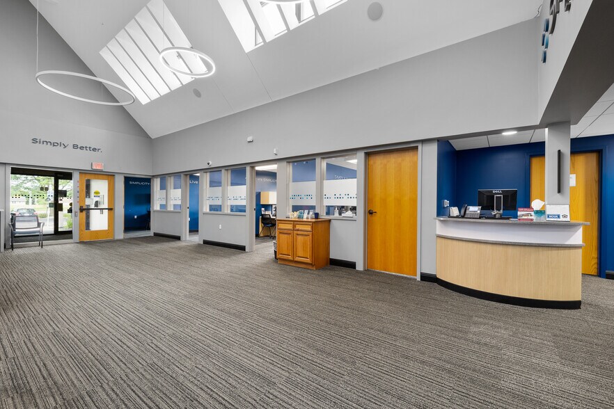 More Photos Of 3101 Hoover Rd, Stevens Point Bank For Sale