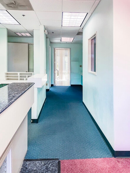 More Photos Of 2801 Waterman Blvd, Fairfield Medical For Sale