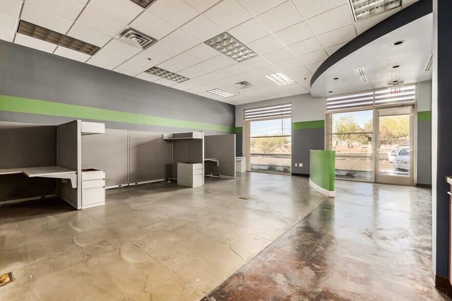 More Photos Of 5425 E Bell Rd, Scottsdale Medical For Lease
