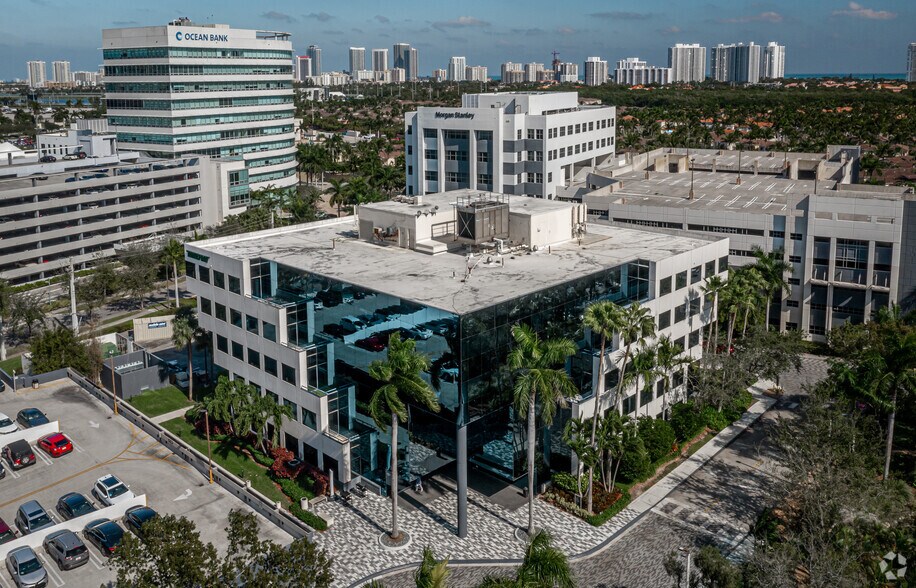 More Photos Of 20801-20807 Biscayne Blvd, Aventura Unknown For Lease