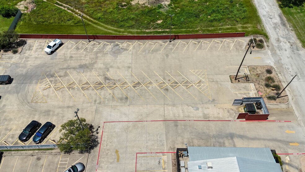 More Photos Of 215 NE 27th Ave, Mineral Wells Restaurant For Sale