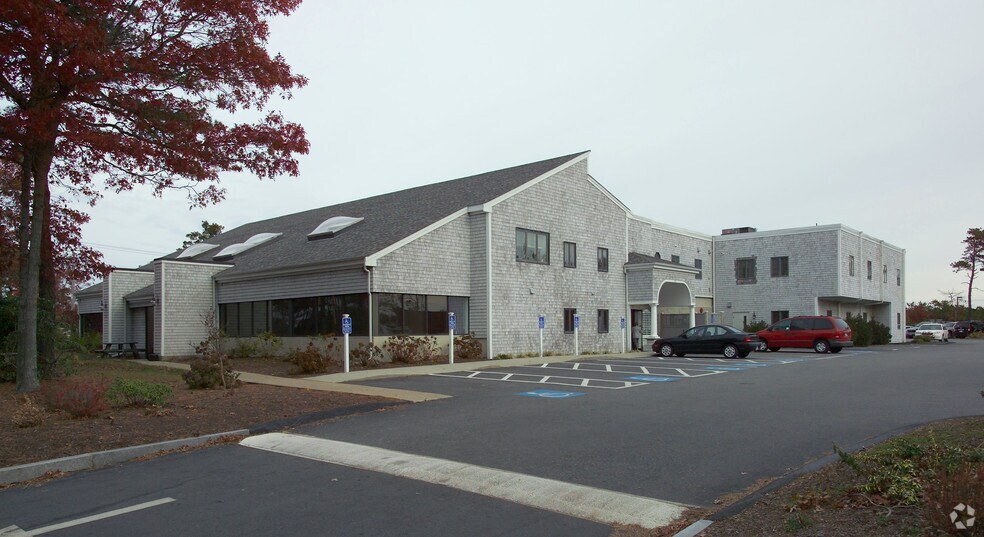 More Photos Of 700 Attucks Ln, Hyannis Medical For Sale