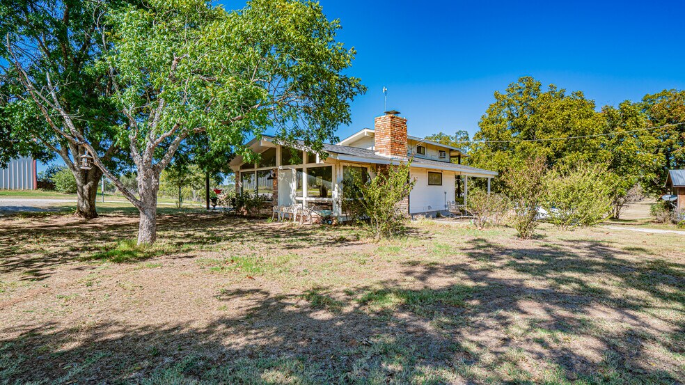 More Photos Of 1275-1299 Big Valley Cir, Lipan Trailer Camper Park For Sale