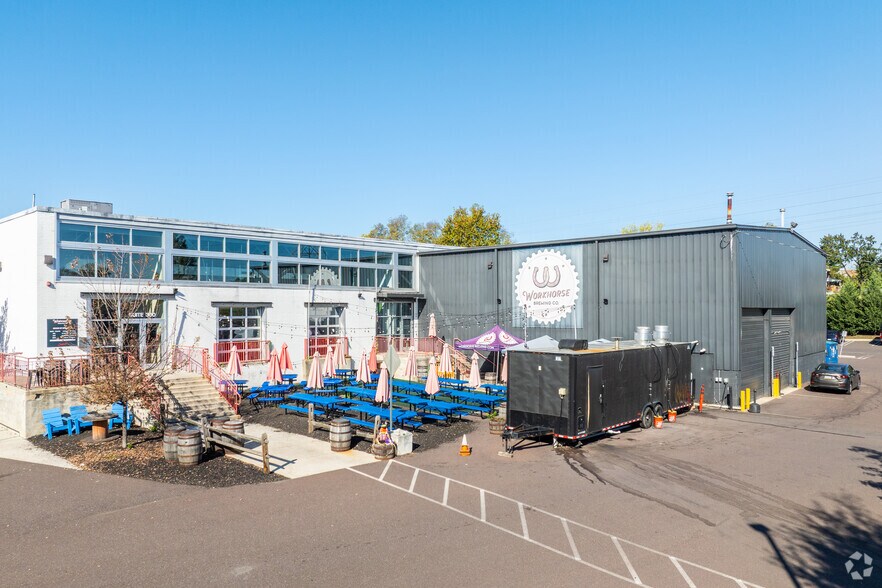 Primary Photo Of 250 King Manor Dr, King Of Prussia Warehouse For Lease