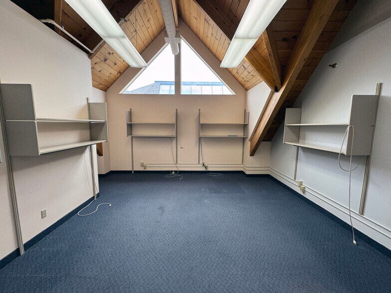 More Photos Of 2214 5th St, White Bear Lake Medical For Sale