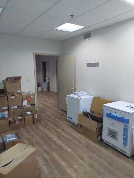 More Photos Of 94 Bayard St, New Brunswick Apartments For Lease