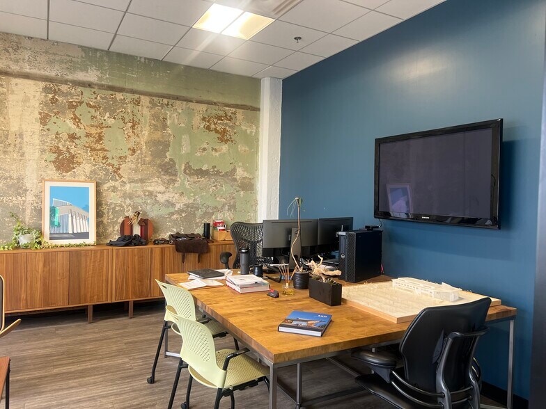 More Photos Of 316 W 2nd St, Los Angeles Loft Creative Space For Lease