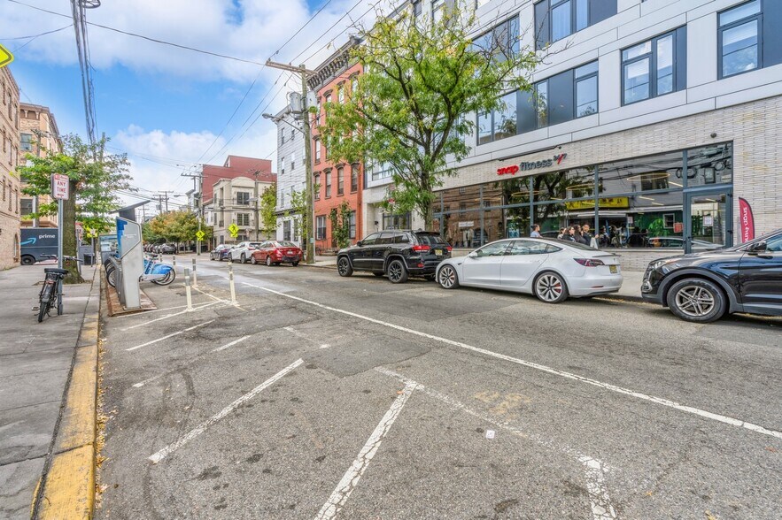 More Photos Of 306-310 Newark Ave, Jersey City Land For Sale