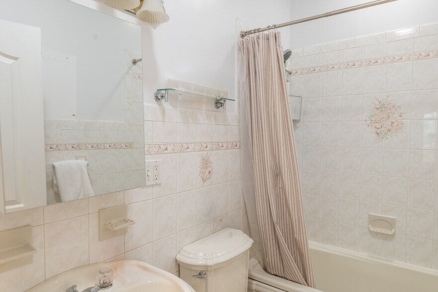 More Photos Of 600 Grand St, Hoboken Office Residential For Sale