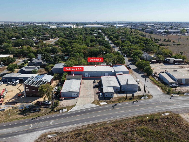 More Photos Of 602 S Loop 4, Buda Warehouse For Lease