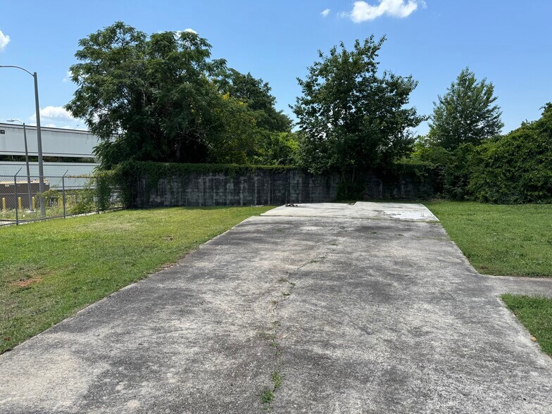 More Photos Of 939 Broad River Rd, Columbia Office For Sale