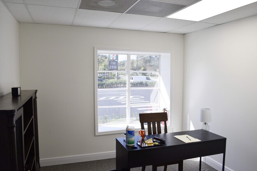 More Photos Of 2810 E Robinson St, Orlando Office For Lease