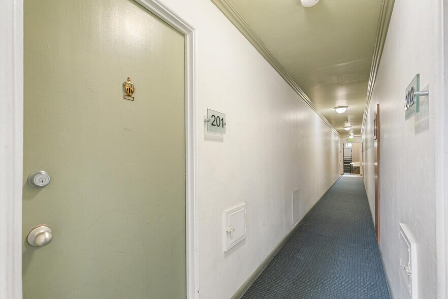 More Photos Of 1260 Logan St, Denver Apartments For Sale