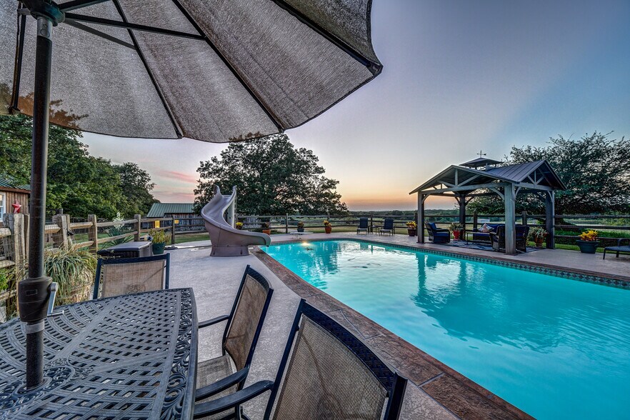 More Photos Of 3112 Sunset School Rd, Sunset Land For Sale