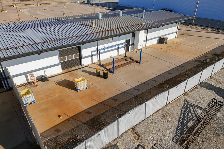 More Photos Of 11209 W Kellogg, Wichita Auto Dealership For Sale