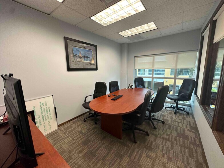 More Photos Of 1120 E Kennedy Blvd, Tampa Office For Sale
