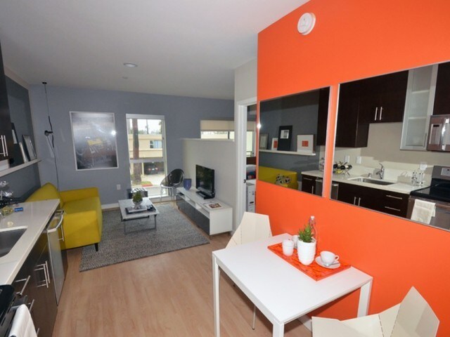 More Photos Of 1447 Lincoln Blvd, Santa Monica Apartments For Lease