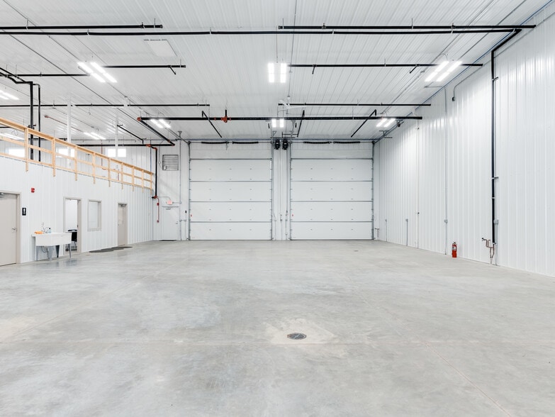 More Photos Of 26336 S Heritage Dr, Elwood Warehouse For Sale