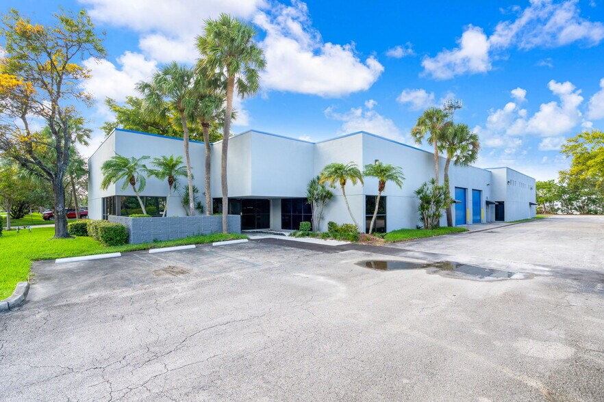 Primary Photo Of 3541 NW 53rd St, Fort Lauderdale Industrial For Sale
