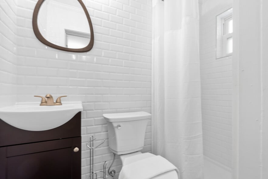 More Photos Of 3155 W Highway 98, Port Saint Joe Hotel For Sale