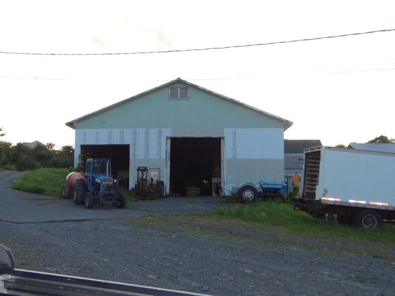 More Photos Of 275 Lattintown Rd, Marlboro Refrigeration Cold Storage For Sale