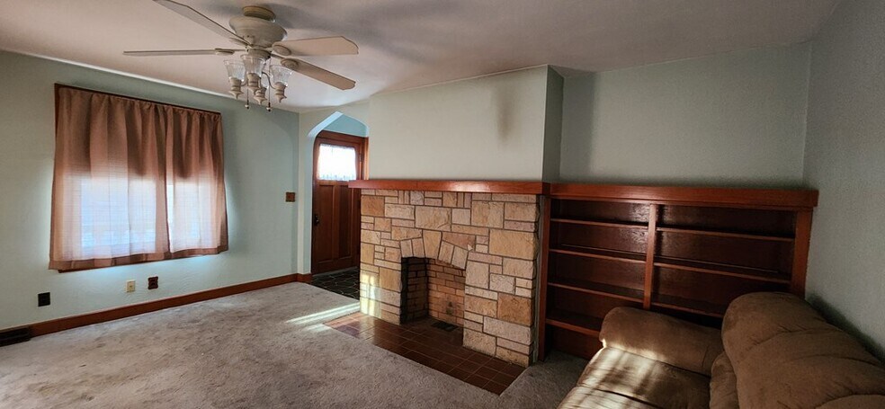 More Photos Of 125 Rockdale Rd, Follansbee Flex For Sale