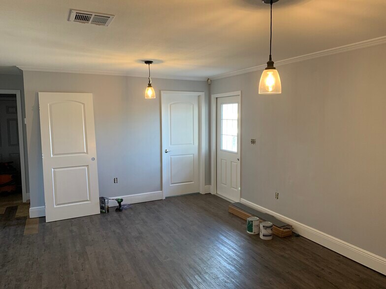 More Photos Of 1267 US 1, Rockledge Office For Lease