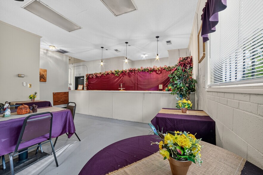 More Photos Of 1030 Dry Branch Rd, Hopkins General Retail For Sale