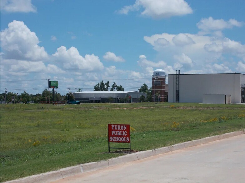 Primary Photo Of 115 Yukon Crossing Ave, Yukon Land For Lease