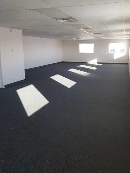 More Photos Of 14472 Commerce Park Blvd, Williston Warehouse For Sale