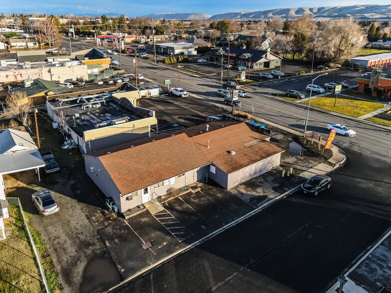 More Photos Of 4813 Tieton Dr, Yakima Storefront Retail Office For Sale