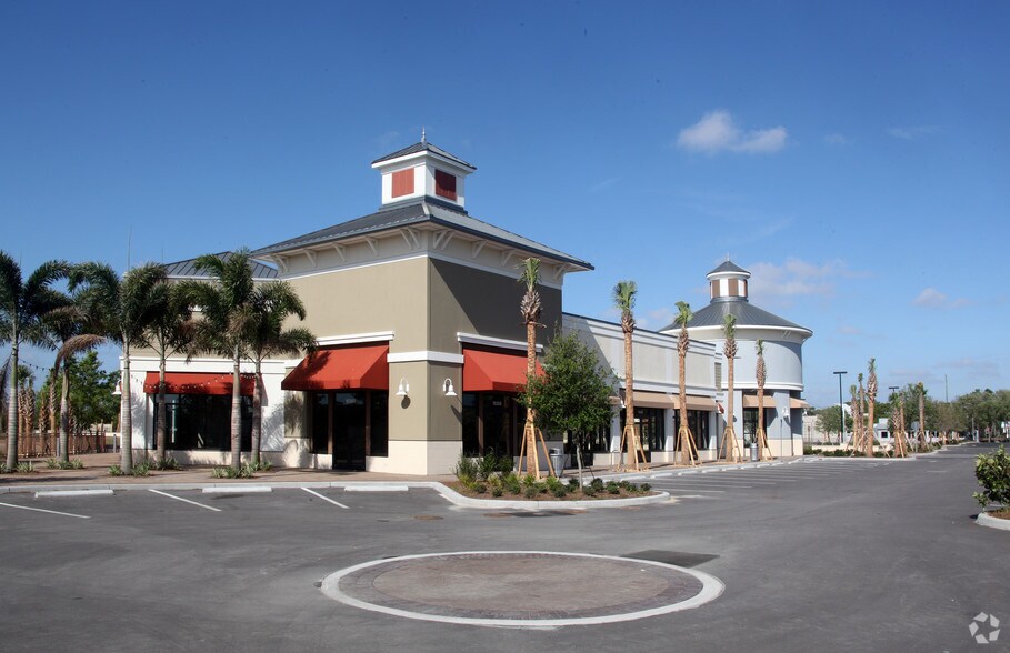 More Photos Of 10304 Roosevelt Blvd N, Saint Petersburg Unknown For Lease