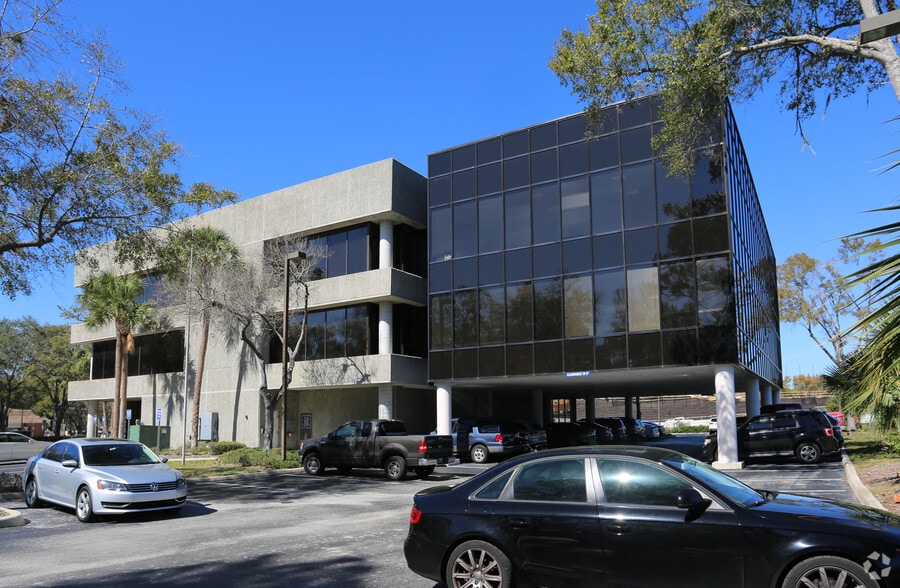 More Photos Of 350 N Lake Destiny Dr, Maitland Office For Lease