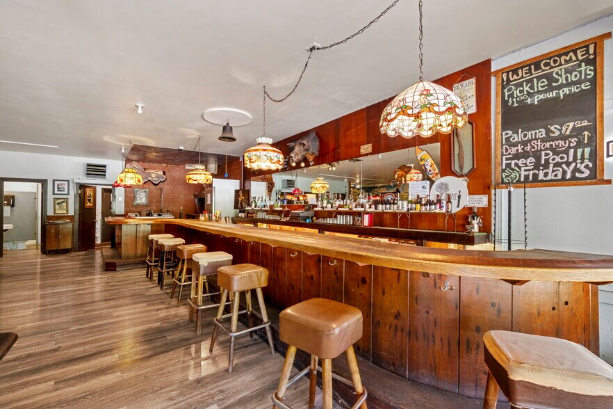 More Photos Of 12946 Avenue of the Giants, Myers Flat Storefront Retail Office For Sale