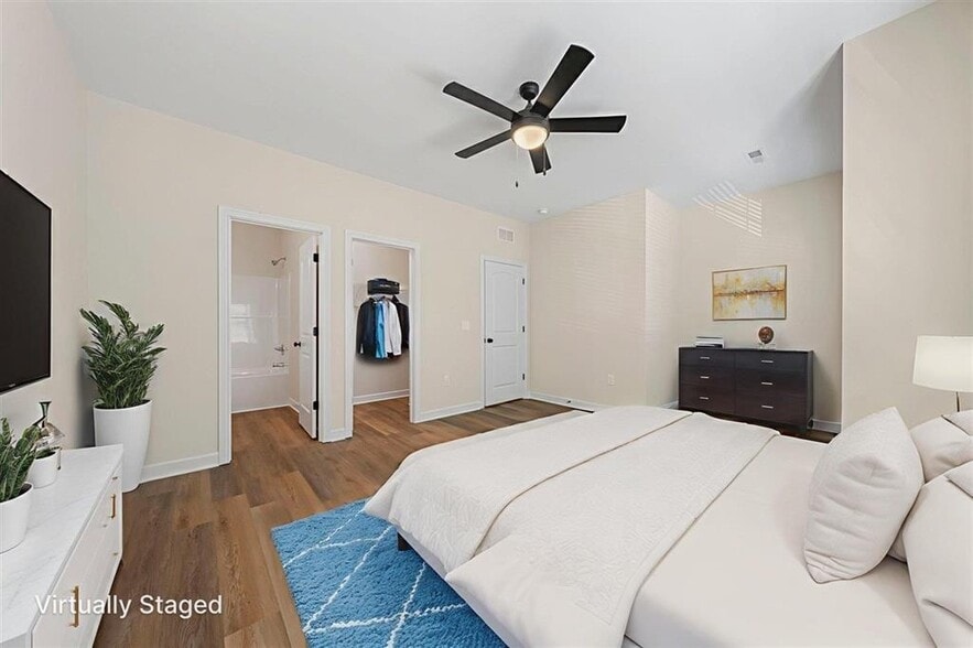 More Photos Of 721 Plano Rd, Bowling Green Apartments For Sale