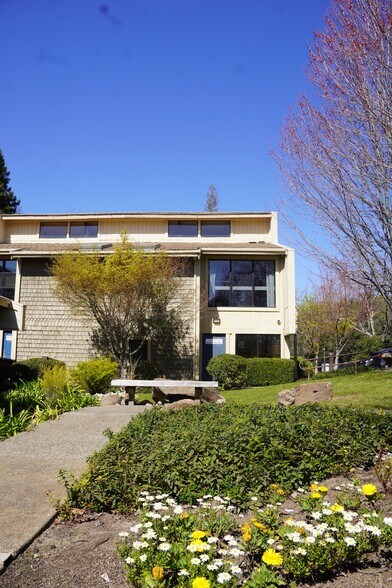 More Photos Of 5060 Sunrise Blvd, Fair Oaks Loft Creative Space For Sale