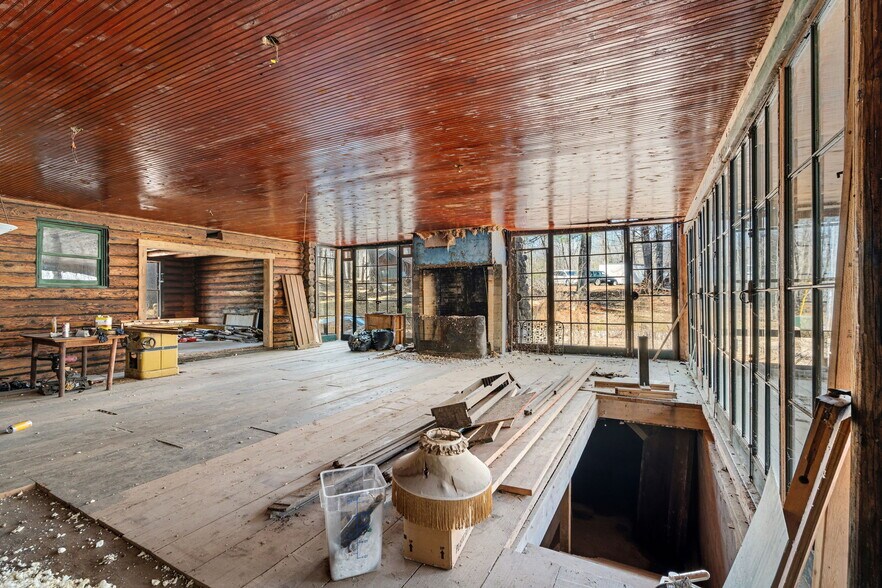 More Photos Of 1098 340th Ave, Frederic Specialty For Sale