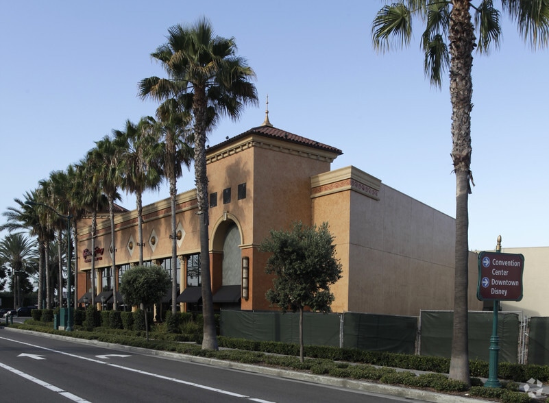 More Photos Of 400 W Disney Way, Anaheim Unknown For Lease