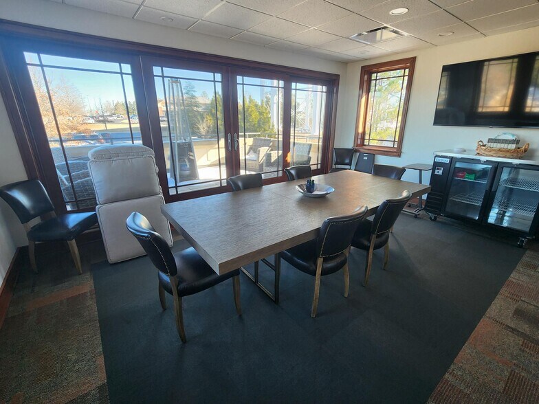 More Photos Of 1100 Frazier Dr, Augusta Office For Lease