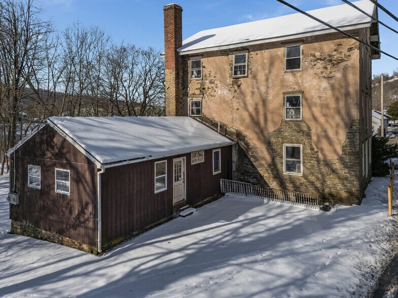 Primary Photo Of 10 Green St, Milford Specialty For Sale