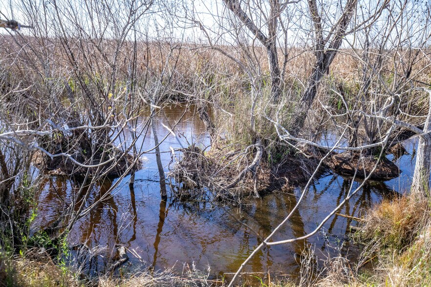 More Photos Of 6498 Highway 35 North, Rockport Land For Sale