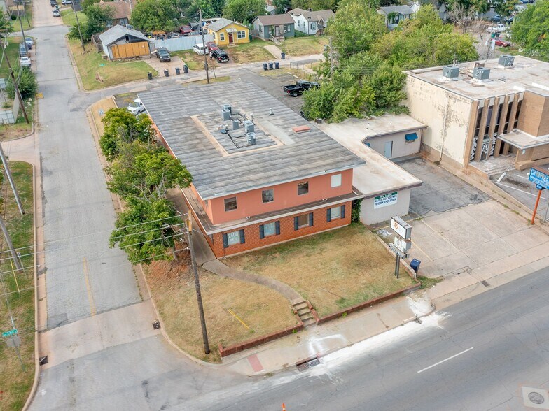 More Photos Of 2400 NW 23rd St, Oklahoma City Office For Sale