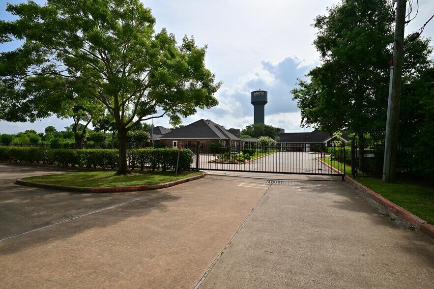 More Photos Of 2021 FM 1092 Rd, Missouri City Assisted Living For Sale