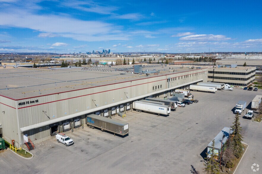 More Photos Of 4639 72nd Ave SE, Calgary Distribution For Lease