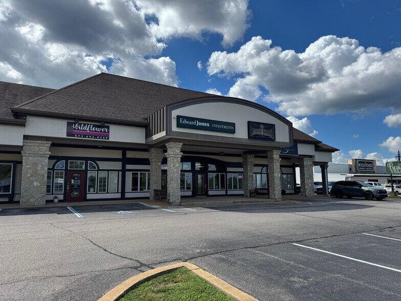 More Photos Of 1026 Palisades Blvd, Osage Beach Storefront Retail Office For Lease