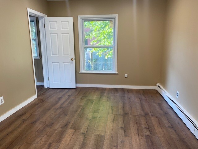 More Photos Of 922 South Ave, Westfield Office Residential For Lease